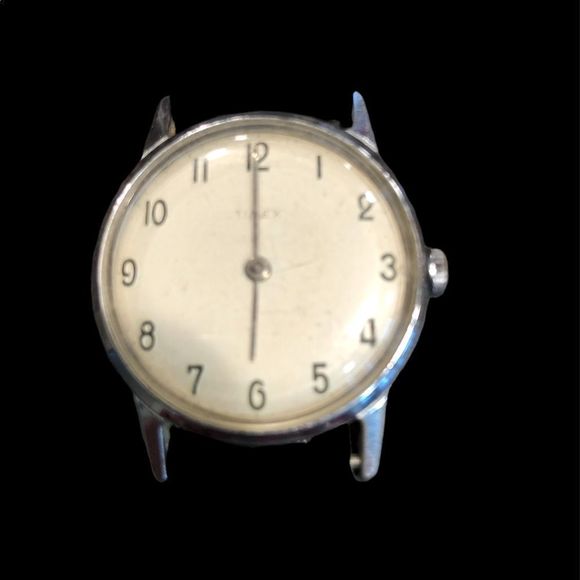 1940’s Timex Two Handed Mens Watch - Picture 5 of 10